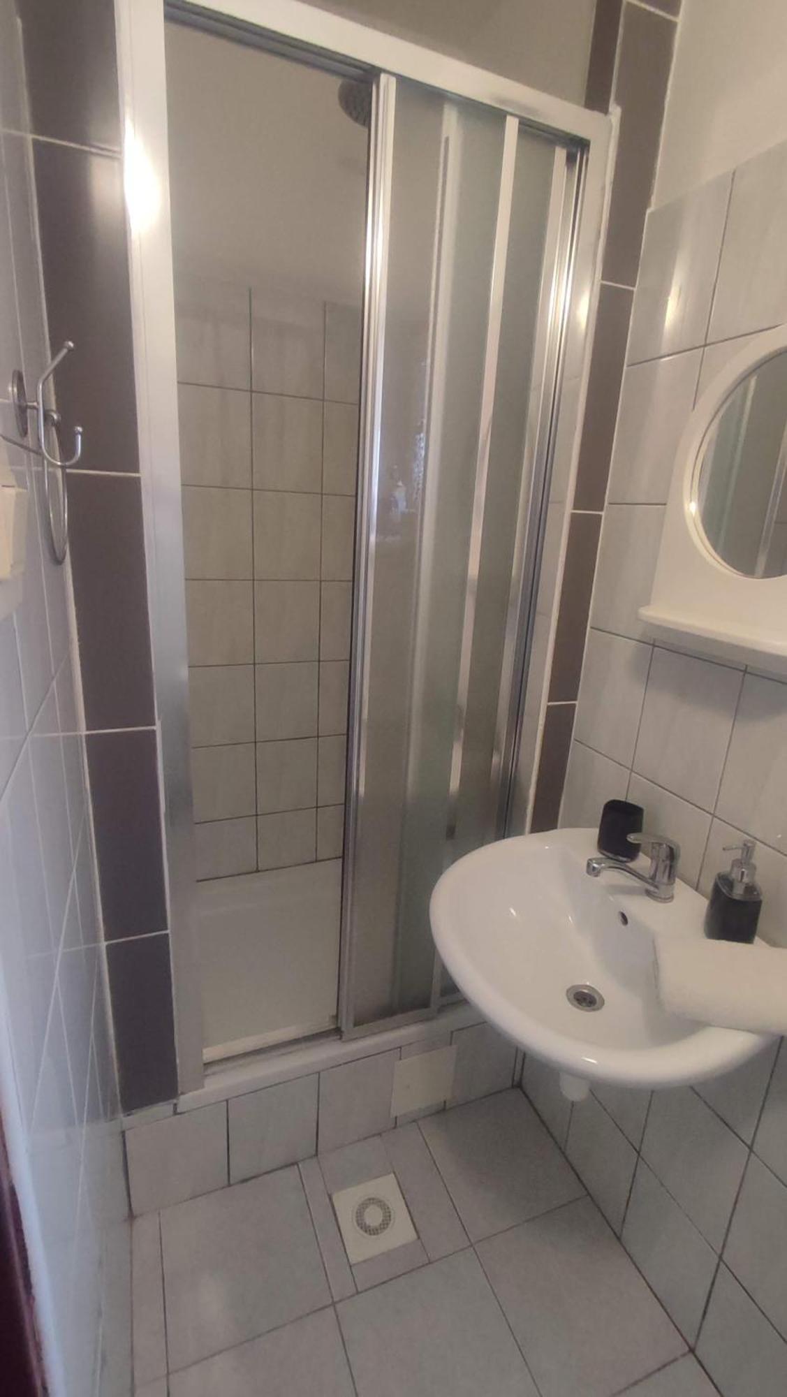Begonia-Dom S Jednou Spalnou Bešeňová Extérieur photo