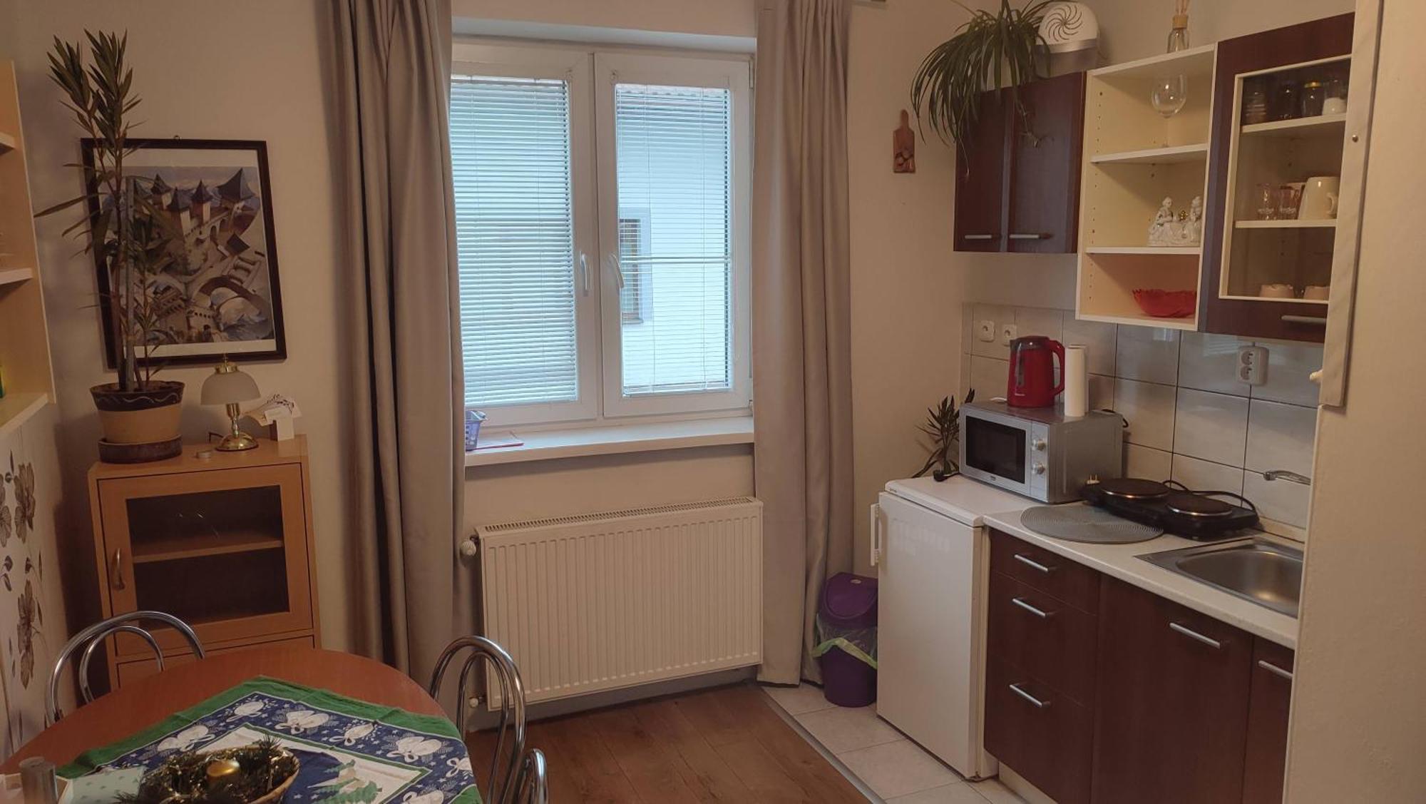 Begonia-Dom S Jednou Spalnou Bešeňová Extérieur photo